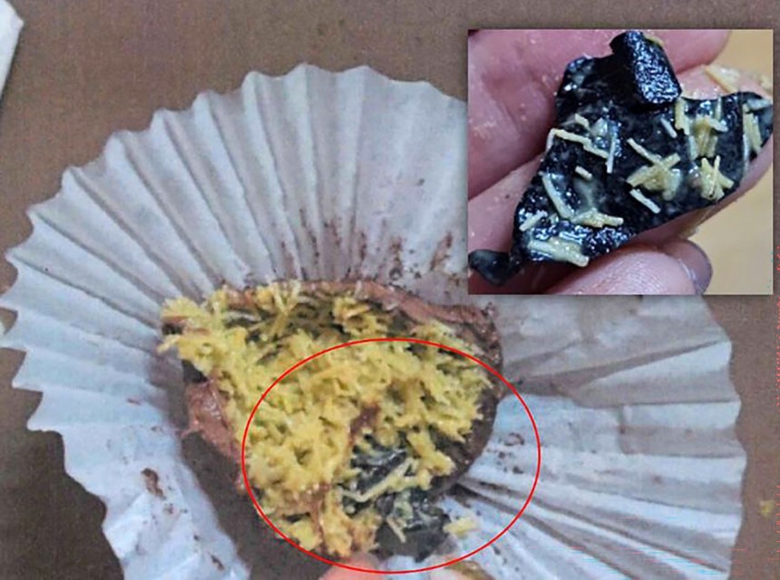 異物が検出されたドバイもちもちクッキー。［写真 韓国食品医薬品安全処］