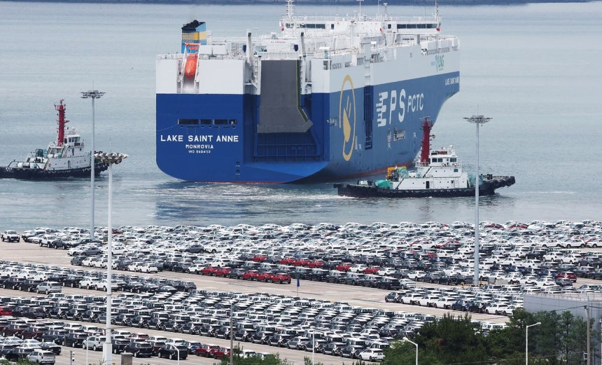 京畿道の平沢港に輸出用自動車が止められている姿。［写真 聯合ニュース］
