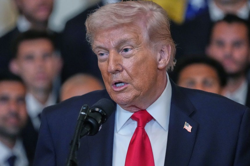 トランプ米大統領が5日（現地時間）、ホワイトハウスで開かれた2025メジャーリーグサッカーチャンピオンのインテル・マイアミCF記念行事でイラン戦争について発言している。［AFP＝聯合ニュース］