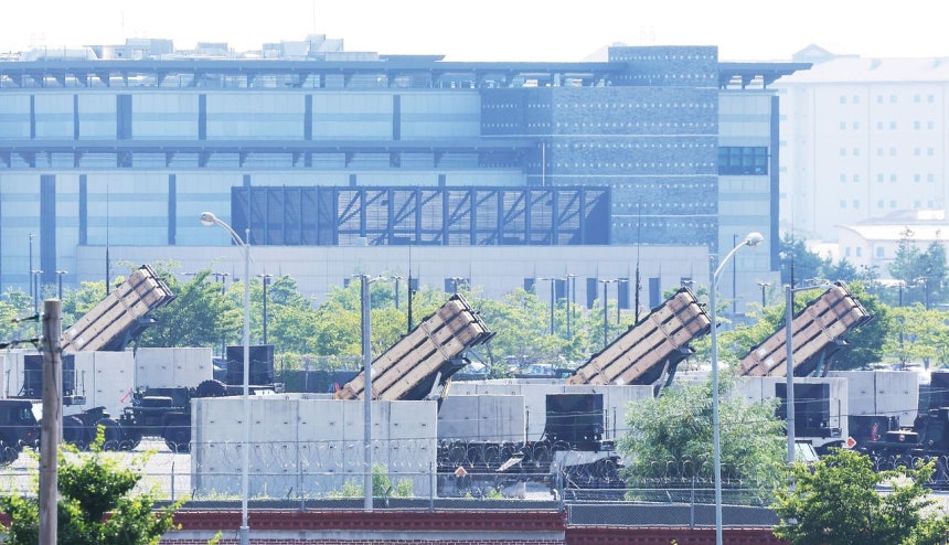 京畿道平沢市（ピョンテクシ）キャンプ・ハンフリーズに配備されたパトリオットミサイル ［聯合ニュース］