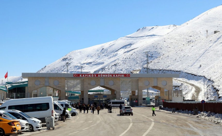 イランから発射された弾道ミサイルがトルコ内陸に向かい、軍事的緊張が高まっている。イラン－トルコ国境検問所のカプキョイ。 ［聯合ニュース］