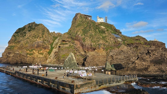 「独島の日」の2024年10月25日午後、慶尚北道鬱陵郡の独島の風景 ［デジョ海運＝ニュース1］