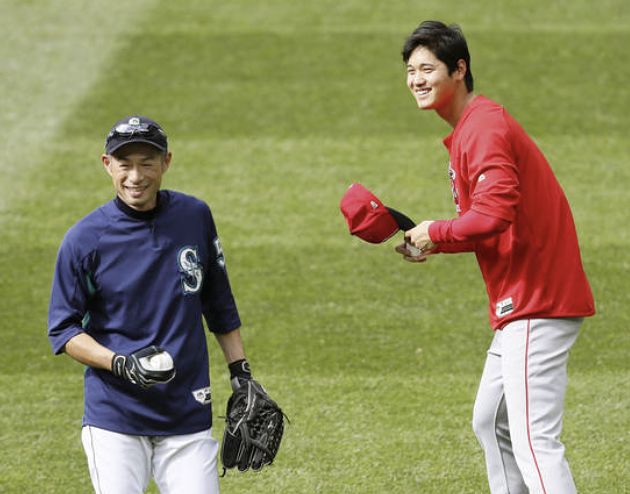 日本野球のレジェンドのイチロー（左）と大谷翔平 ［LAエンゼルス ツイッター］