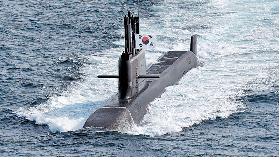 韓国海軍の3000トン級潜水艦「島山安昌浩（ドサン・アン・チャンホ）」（KSS－Ⅲ） ［写真 海軍］