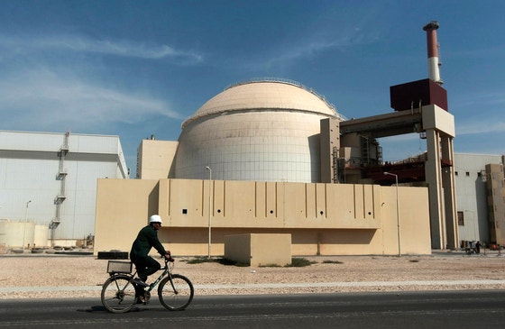 イランのブシェール原子力発電所。［写真 AP＝聯合ニュース］