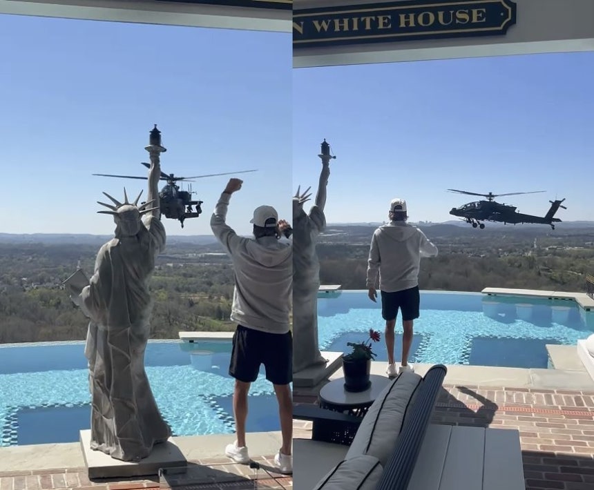   米国の歌手キッド・ロックが、自宅前で低空飛行するヘリに敬礼する様子。［SNS キャプチャー］