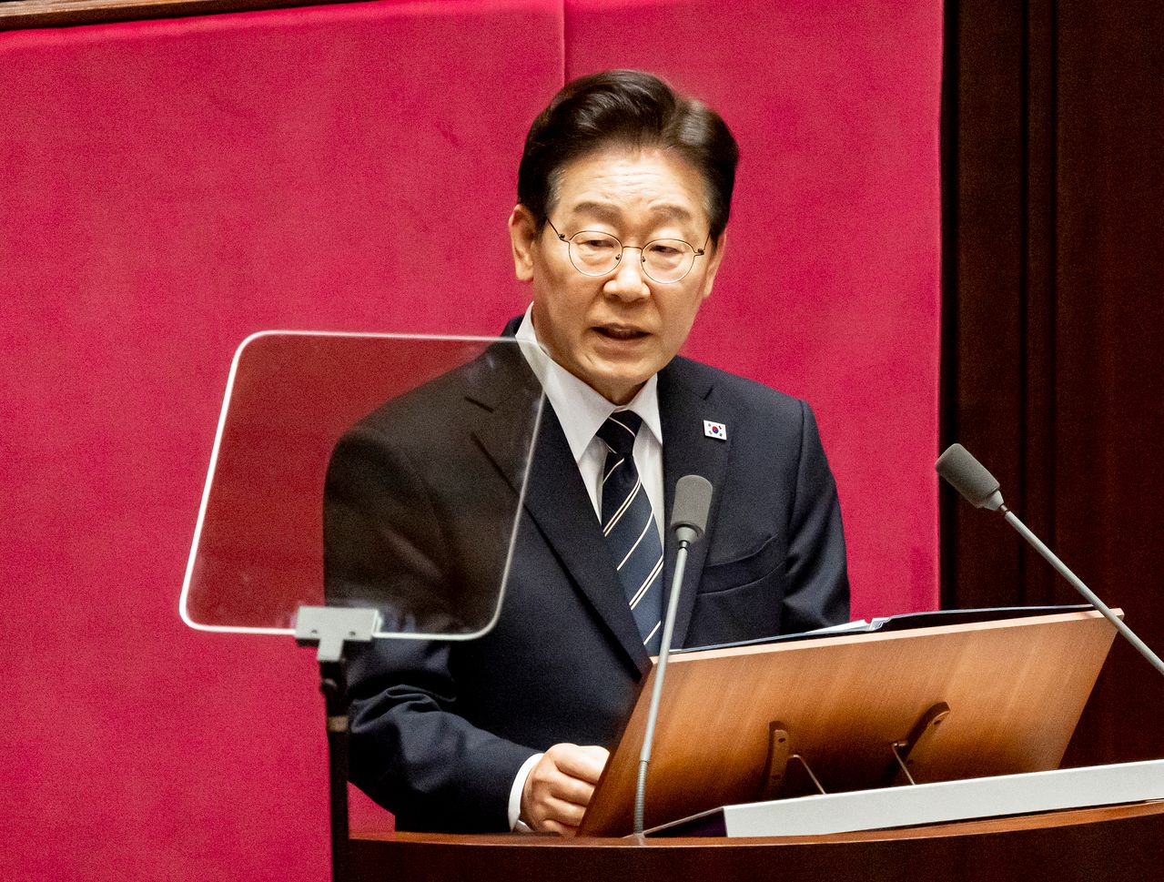 韓国の李在明（イ・ジェミョン）大統領が2日、ソウル汝矣島（ヨイド）の国会で開かれた第433回国会（臨時会）第4回本会議で、中東情勢への対応のための追加補正予算案に関する施政演説を行っている。イム・ヒョンドン記者