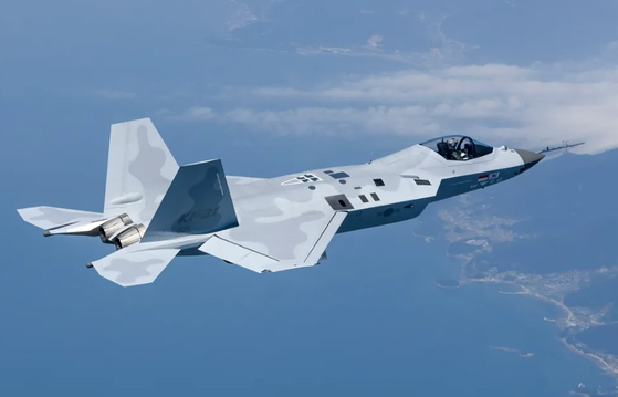 試験飛行に入ったKF－21 中央フォト