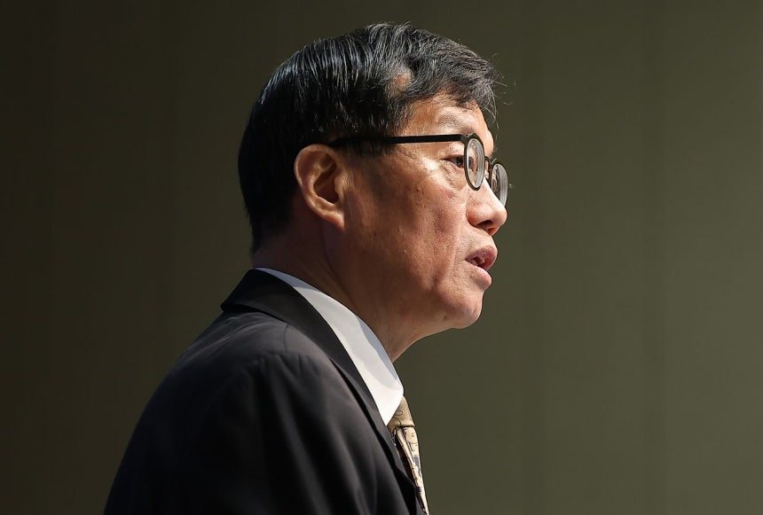韓国銀行の李昌鏞総裁が10日、韓国銀行で開かれた金融通貨委員会本会議後の記者懇談会で発言している。［写真 ニュース1］