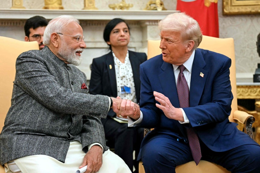 昨年2月13日（現地時間）、米ワシントンD.C.のホワイトハウスでインドのナレンドラ・モディ首相とドナルド・トランプ米国大統領が会談している。［AFP＝聯合ニュース］