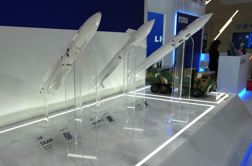 「DSA 2026」 LIGブースの天弓と海弓 ［韓国防衛産業振興会］