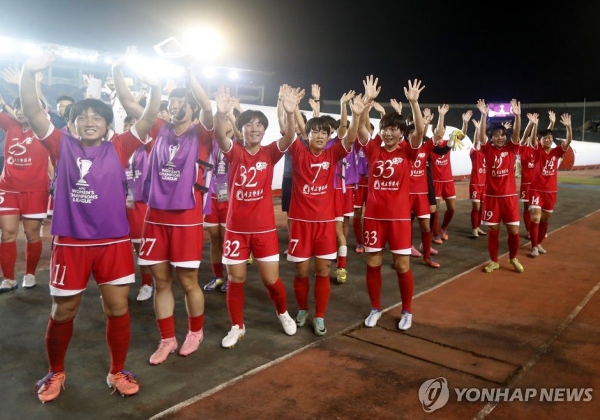 北朝鮮のネゴヒャン女子サッカー団。［写真 EPA＝聯合ニュース］