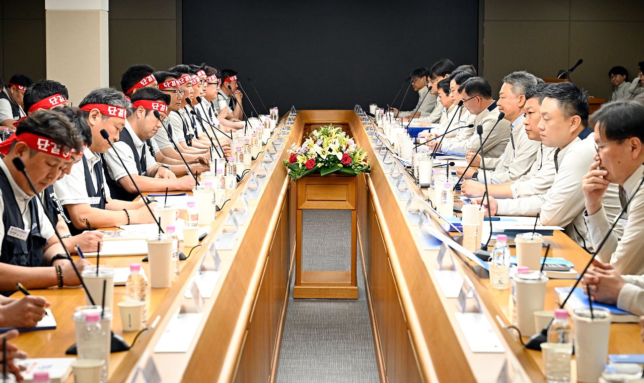 現代自動車労使は6日に蔚山工場で2026年賃金交渉の顔合わせを行った。［写真 現代自動車］