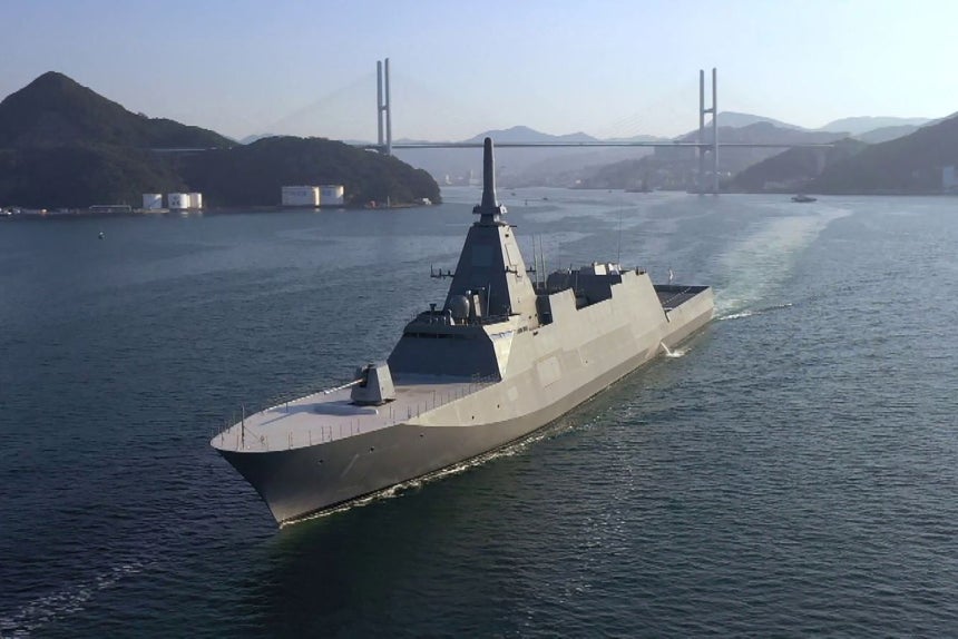 非公開海域を航行する日本海上自衛隊の護衛艦「もがみ」（FFM－1） ［AFP＝聯合ニュース］