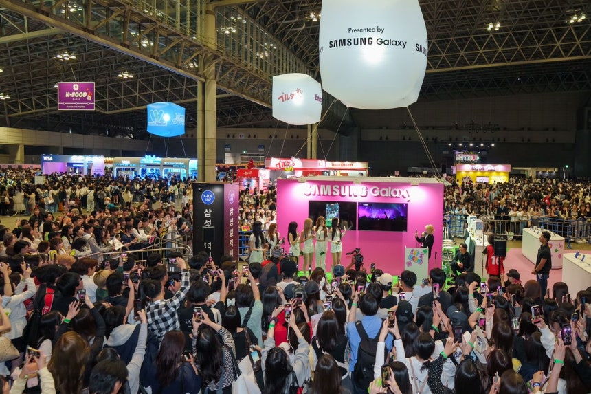「KCON JAPAN 2026」が開かれた10日、千葉県の幕張メッセ。［CJ ENM］