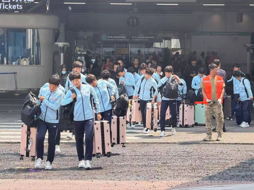 水原で水原FCウィミンと対戦する北朝鮮のネゴヒャン女子サッカー団が12日、経由合宿地の中国北京に到着したと、南北体育交流協会が明らかにした。 ［写真 南北体育交流協会］