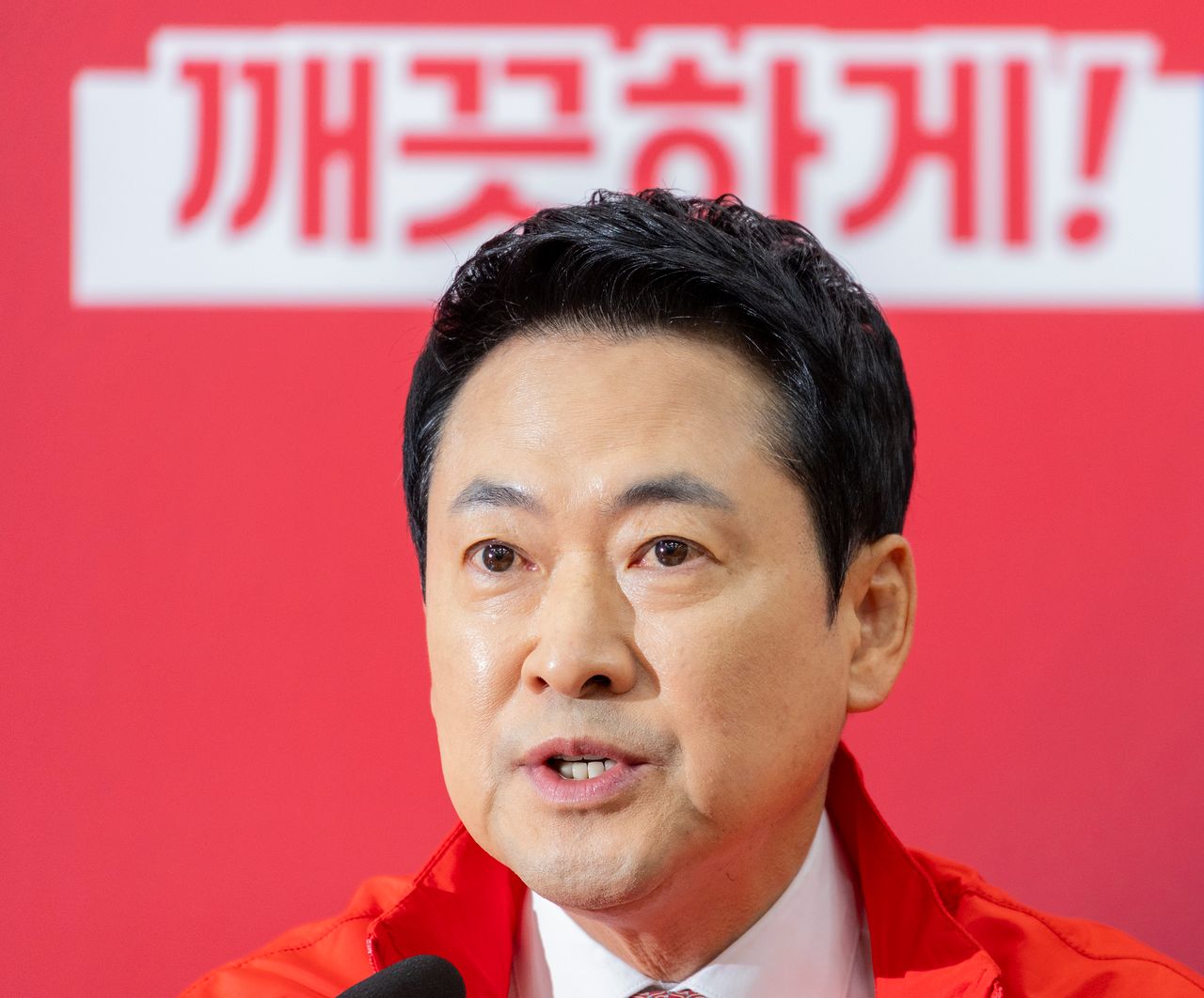 15日、国会で開かれた中央選挙対策委員会会議で発言する張東赫（チャン・ドンヒョク）国民の力代表 ［聯合ニュース］
