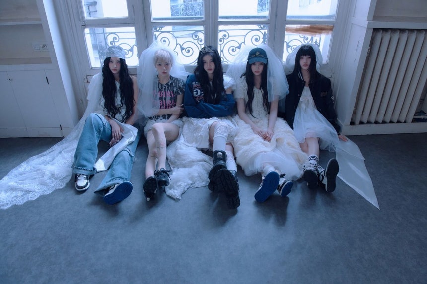 ILLIT（アイリット、写真）、IVE（アイブ）、BLACKPINK（ブラックピンク）などK－POPグループがテクノベースのダンス曲を相次いで発表した。強烈なコンセプトとパフォーマンスが特徴的だ。［ILLITの写真 BELIFT LAB（ビリーフラボ）］