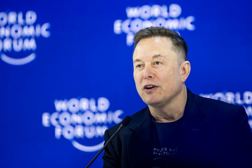 22日、スイス・ダボスフォーラムに出席したテスラ（Tesla）のイーロン・マスク最高経営責任者（CEO）。EPA＝聯合ニュース