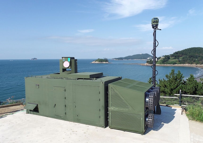 レーザー対空武器（ブロック－Ⅰ）「天光」 ［防衛事業庁提供］