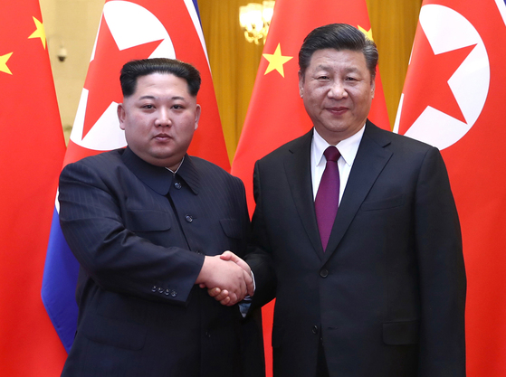 北朝鮮の金正恩（キム・ジョンウン）労働党委員長と中国の習近平国家主席 ［AP＝聯合ニュース］