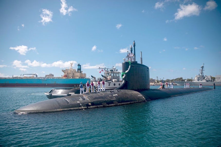 米海軍バージニア級原子力潜水艦ブロックⅥの一つ「USSバーモント」 米海軍