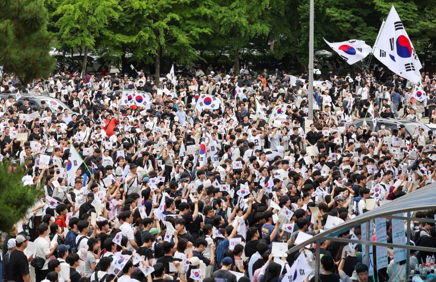 6．3地方選挙投票用紙不足事態を糾弾するデモが7日、オリンピック公園で開かれた。 ウ・サンジョ記者