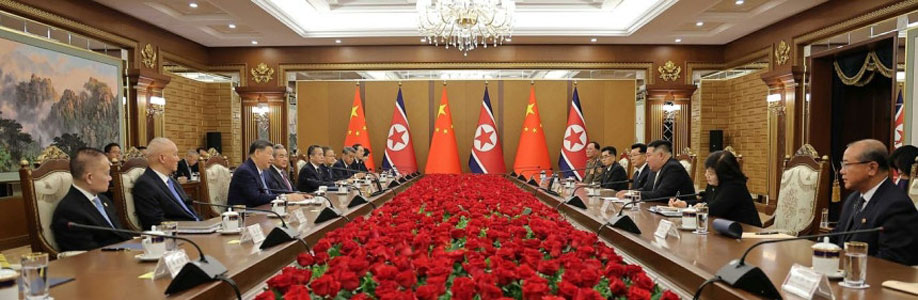 北朝鮮の金正恩国務委員長と中国の習近平国家主席が8日、平壌で首脳会談を行っている。［写真 労働新聞＝ニュース1］