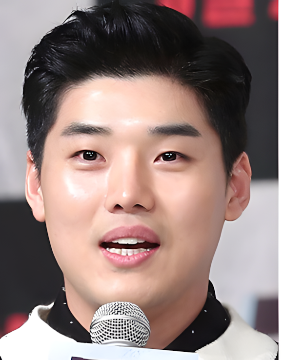 韓国のお笑い芸人､クォン･ヒョクス｡［写真 中央フォト］