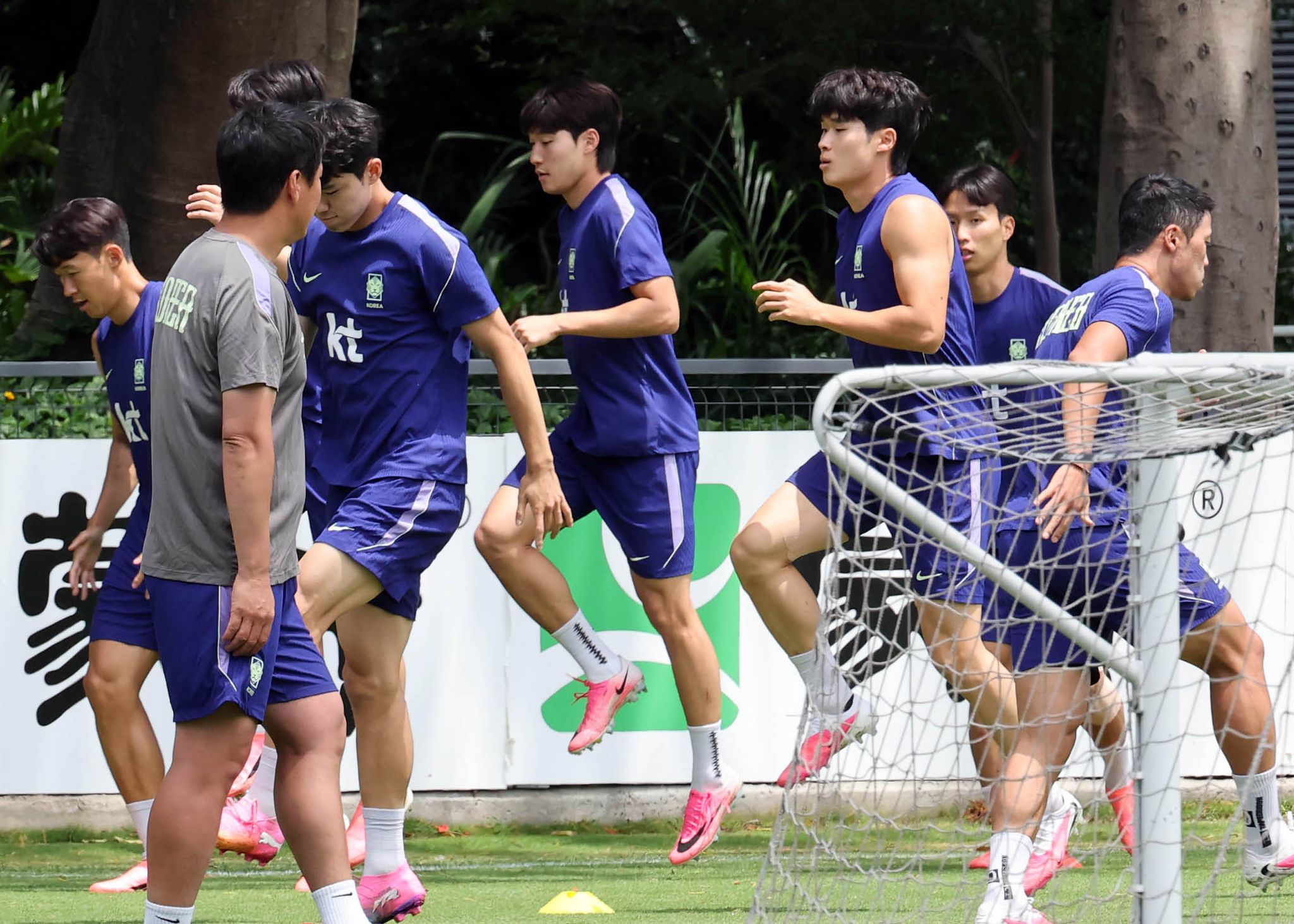 北中米W杯に向け練習するサッカー韓国代表の選手たち カン・ジョンヒョン記者