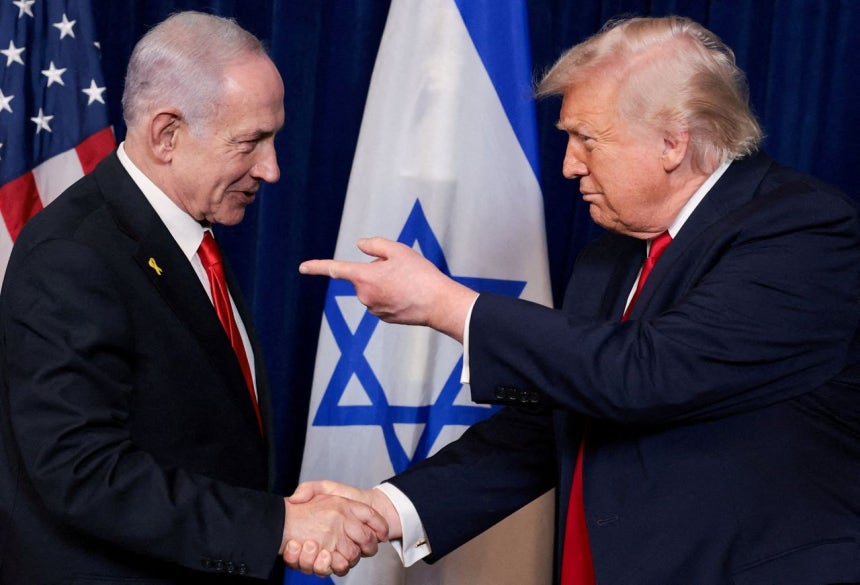 トランプ米大統領とイスラエルのネタニヤフ首相が2025年12月29日、米フロリダ州パームビーチのマールアラーゴクラブで会談後の記者会見をしている。 ［ロイター＝聯合ニュース］