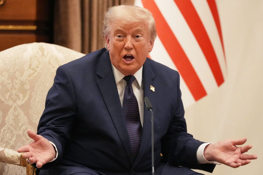 北大西洋条約機構（NATO）首脳会議出席のためトルコを訪問したトランプ米大統領が7日にトルコのエルドアン大統領との会談で発言している。［写真 AP＝聯合ニュース］