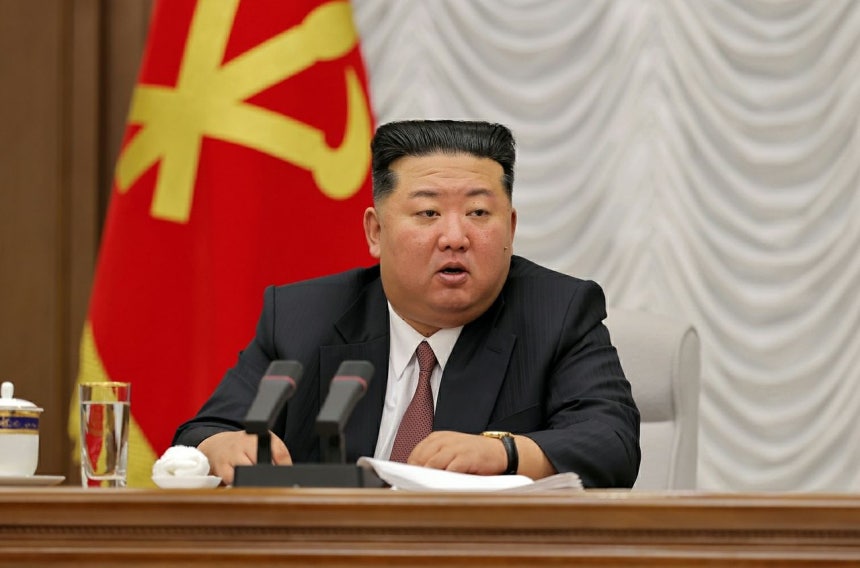 北朝鮮の金正恩（キム・ジョンウン）国務委員長が9日、労働党中央軍事委員会第9期第1回拡大会議を開いた。［労働新聞、ニュース1］