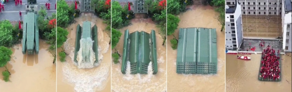 中国・広西チワン族自治区貴港市の広西物流職業技術学院周辺で、洪水救助に投入された浮橋型のはしけ。［写真 X（旧ツイッター）キャプチャー］
