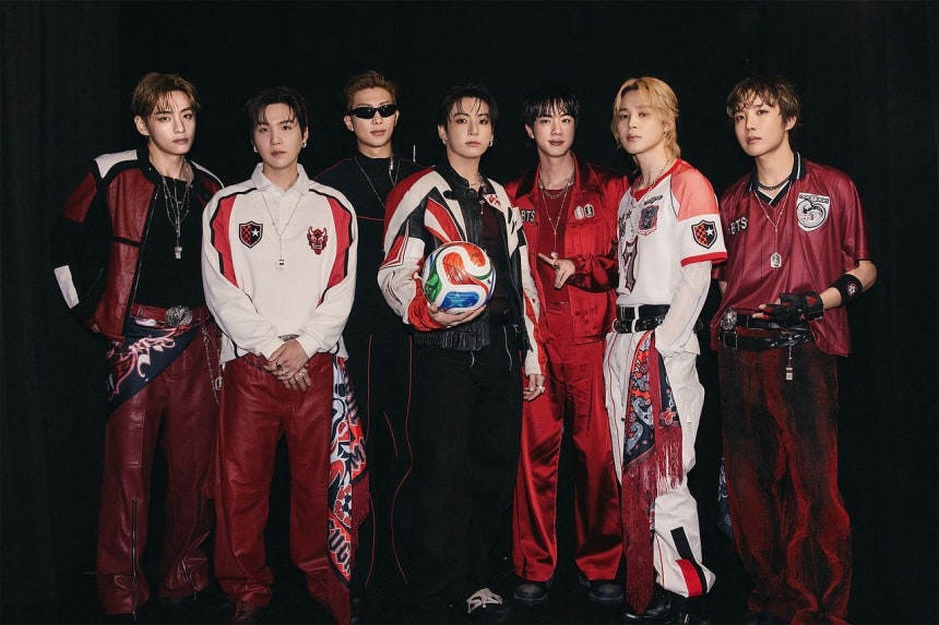 BTSが19日に米ニューヨークで開かれたサッカー・ワールドカップ'決勝戦のハーフタイムショーに出演した。［写真 ビッグヒットミュージック］
