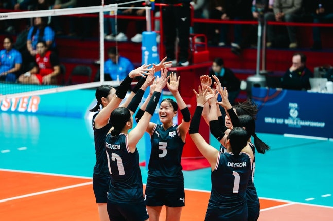U－17女子バレーボール世界選手権に出場し、6位に入った韓国代表 ［写真 国際バレーボール連盟］