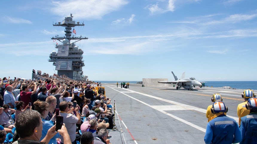 トランプ大統領が批判したEMALSを搭載した空母「ジェラルド・R・フォード（CVN－78） ［米海軍］