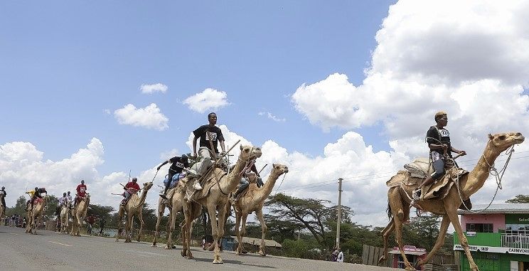 昨年9月、ケニア北部サンブルでラクダレースが行われている。写真は記事の内容とは関係ありません。［EPA＝聯合ニュース］