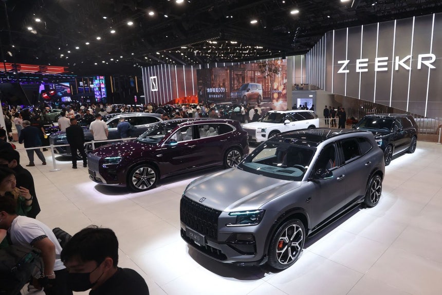 今年下半期に韓国で販売が予定されている吉利汽車の「Zeekr8X」がオートショーに登場した［AP＝聯合ニュース］