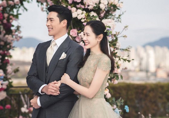 俳優ヒョンビン、女優ソン・イェジン［写真 VASTエンターテインメント］