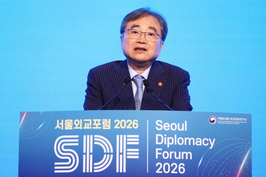 韓国外交部の趙顕長官が3日に開かれた「ソウル外交フォーラム」で基調演説をしている。［写真 聯合ニュース］