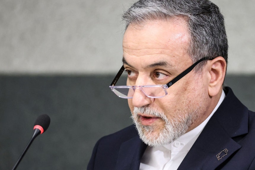 イランのアラグチ外相。［写真 AFP＝聯合ニュース］