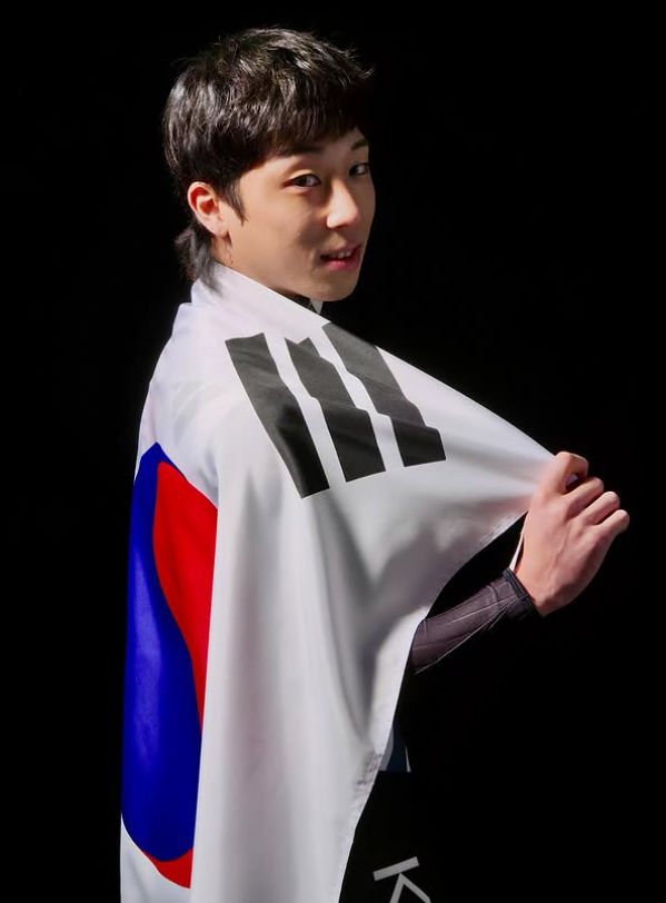 ショートトラック元韓国代表のキム・ゴンウ。［写真 インスタグラム キャプチャー］
