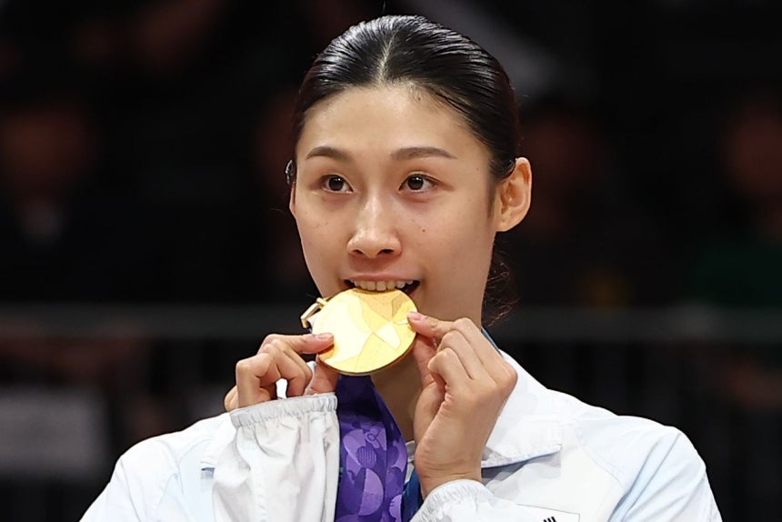 アジア大会韓国女子バスケットボール金メダルを率いたイ・ヘラン。［写真 聯合ニュース］