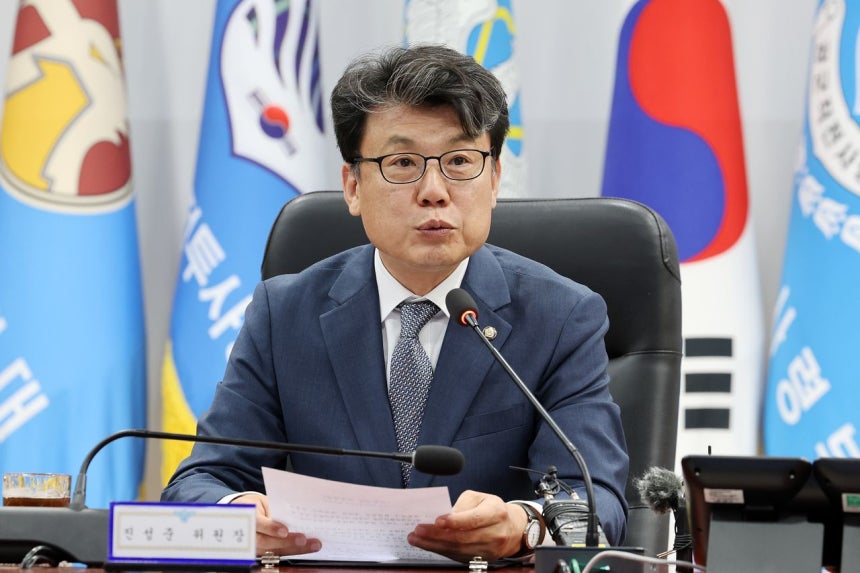 韓国与党「共に民主党」の陳声準（チン・ソンジュン）議員。
